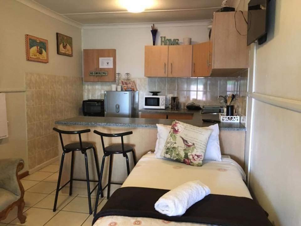 Aandrus Guesthouse 布隆方丹 外观 照片