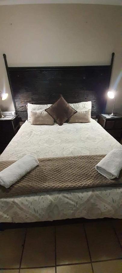Aandrus Guesthouse 布隆方丹 外观 照片